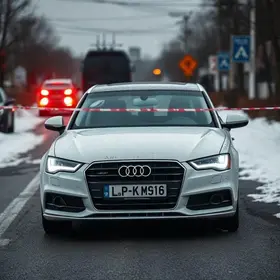 homem esfaqueado dentro de Audi