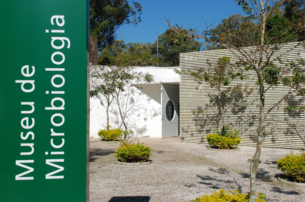 O Museu De Microbiologia do Instituto Butantan O Museu De Microbiologia do Instituto Butantan