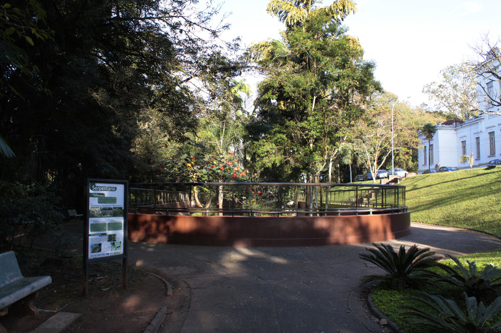 O serpentário do Instituto Butantan/Foto: Marcos Santos/USP serpentario-instituto-butantan
