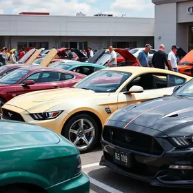 1º Encontro de Mustangs no Butantã Shopping