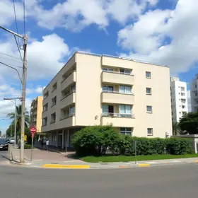 Av. Eng. Heitor Antônio Eiras Garcia, 209